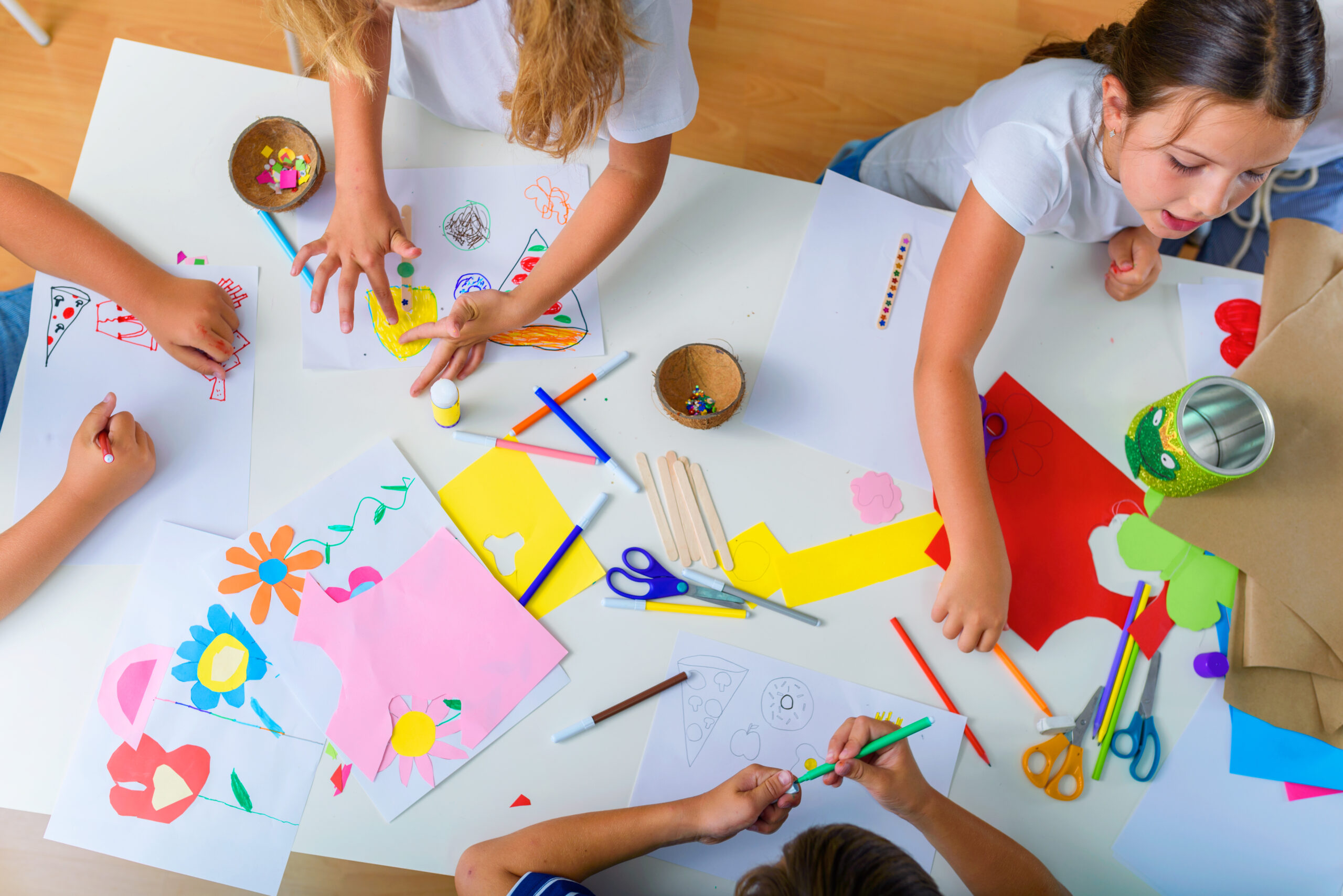Front Page -Bright Minds Store GettyImages 1172681503 scaled 1