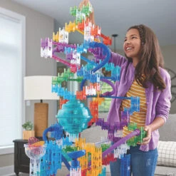 Q-BA-MAZE 2.0 Colossal Set With FREE Light-Up Cube Pack